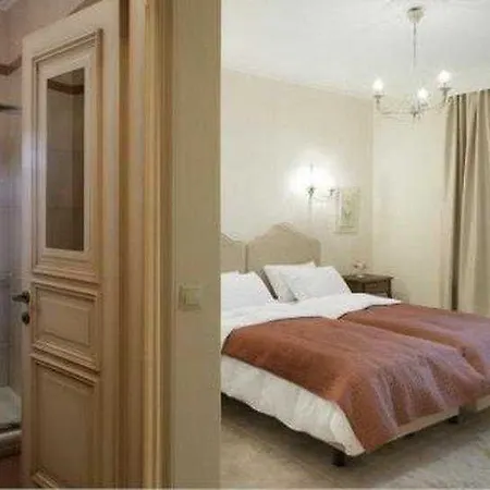 Nikelli Hotel