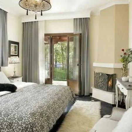 Otel Nikelli 3*